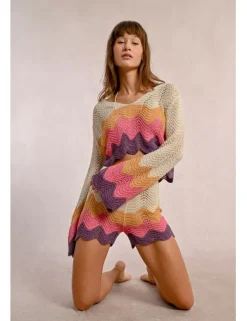 Short corto de punto multicolor