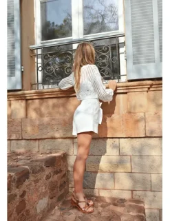 Short recto con lazada