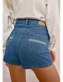 Short vaquero cinco bolsillos