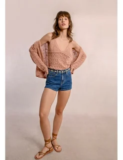 Short vaquero detalle flores