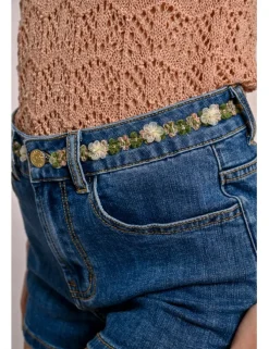 Short vaquero detalle flores