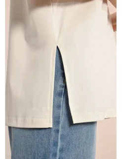 Tee-shirt col V