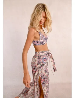 Top de bikini de tirantes con estampado y hebilla