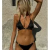 Top de bikini triángulo detalle corazón
