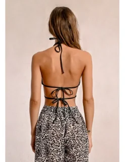 Top de bikini triángulo detalle corazón