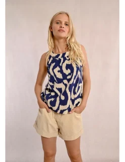 Top de cuello halter con estampado