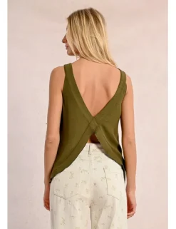Top de cuello halter espalda descubierta