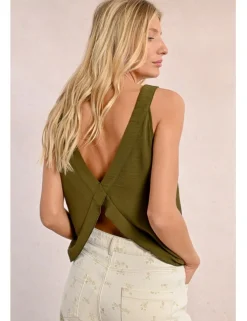 Top de cuello halter espalda descubierta