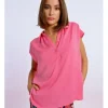 Top de manga corta con cuello camisero