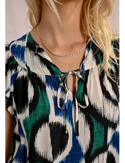 Top de manga corta con estampado