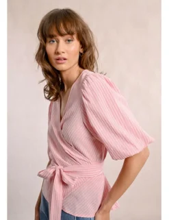 Top de manga corta con estampado y lazada