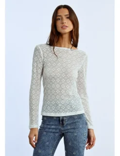 Top de manga larga detalle flores y transparencias