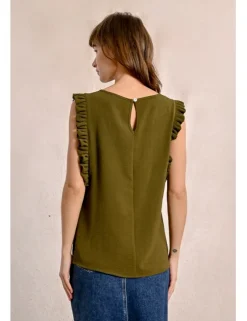 Top de manga mariposa con estampado