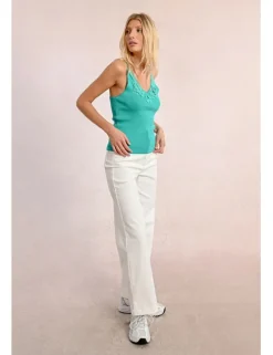Top de tirantes con detalles