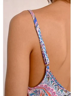 Top de tirantes con estampado y volantes