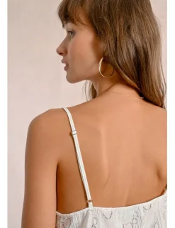 Top de tirantes detalle corazones