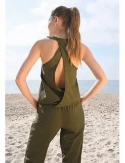 Top deportivo, sin manga