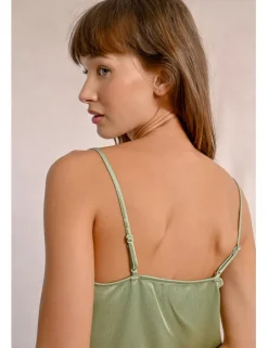Top lencero de tirantes con encaje