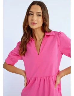 Vestido camisero con cuello y volantes