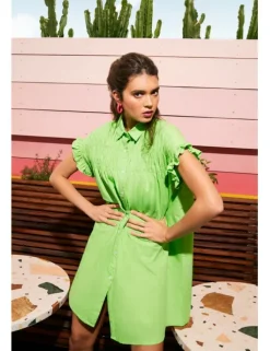 Vestido corto camisero con pliegues