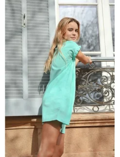 Vestido corto camisero con pliegues