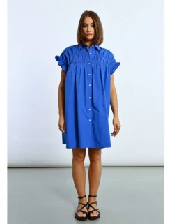 Vestido corto camisero con pliegues