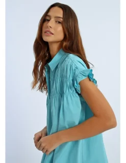 Vestido corto camisero con pliegues