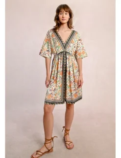Vestido corto con estampado y lazada