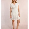Vestido corto con volantes y estampado
