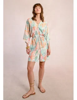 Vestido corto de manga mariposa con estampado