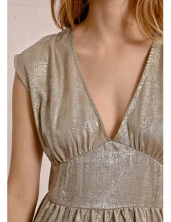 Vestido corto sin manga metalizado
