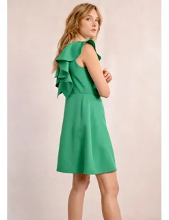 Vestido de manga corta con volantes