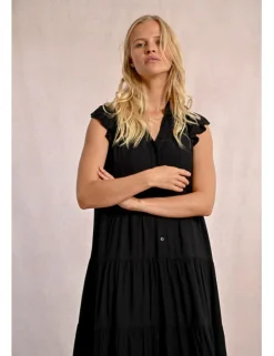 Vestido de manga corta con volantes