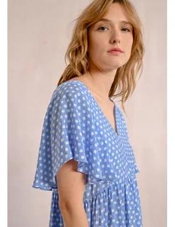 Vestido de manga corta con estampado y volantes