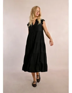 Vestido de manga corta con volantes