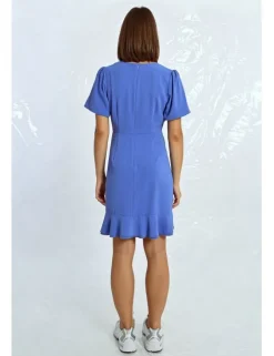 Vestido de manga corta drapeado