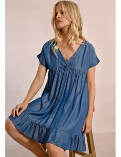 Vestido de manga corta efecto vaquero con volantes