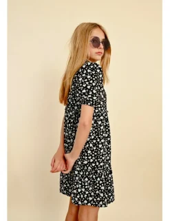 Vestido de manga corta estampado corazones