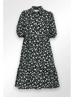 Vestido de manga corta estampado corazones