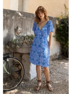 Vestido de manga corta mariposa con estampado