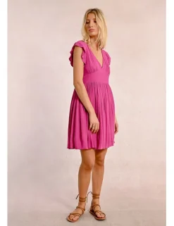 Vestido de manga corta mariposa con pliegues
