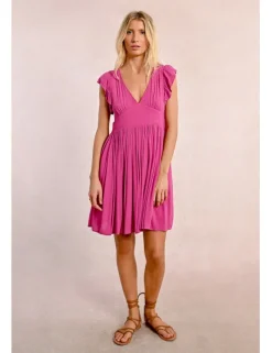 Vestido de manga corta mariposa con pliegues