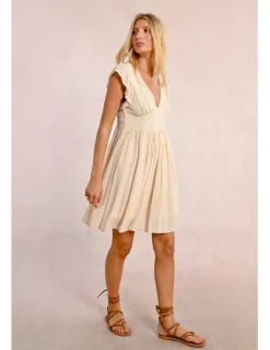 Vestido de manga corta mariposa con pliegues