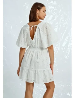 Vestido de manga corta mariposa con detalle de flores