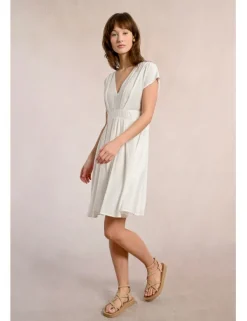 Vestido de manga corta plisado