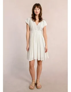 Vestido de manga corta plisado