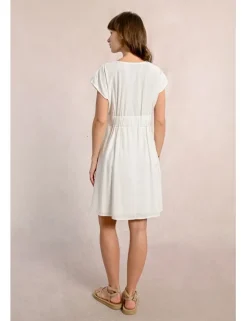 Vestido de manga corta plisado