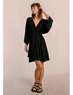 Vestido de manga larga con estampado y volantes