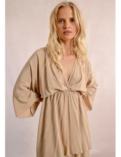 Vestido de manga larga con estampado y volantes