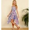 Vestido de tirantes asimétrico con estampado